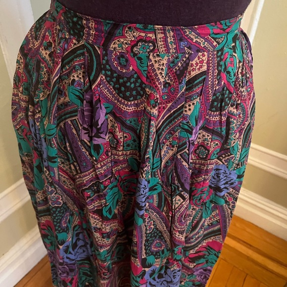 Vintage 90s Paisley and Roses Print Pleated Skirt by Saddle Club - Picture 4 of 11